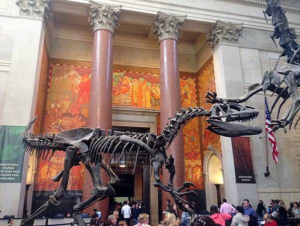 美國紐約有種族歧視嗎？紐約危險嗎？紐約好玩嗎？紐約生活很貴嗎？快速了解紐約精采生活大小事