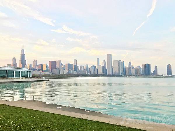 【美國芝加哥旅遊】芝加哥四天三夜超順路旅遊攻略懶人包,必去景點大推薦!!!美國最高360度玻璃景觀Willis Tower, 坐船看芝加哥天際線,芝加哥藝術博物館