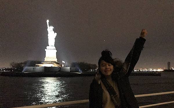 【紐約必做10件事】看劇看秀,看球賽,逛Outlet,吃在地美食,逛博物館,看夜景天際線,看塗鴉…等超詳細攻略秘笈，紐約就是個甚麼都有甚麼都讓你體驗到飽的超狂城市！