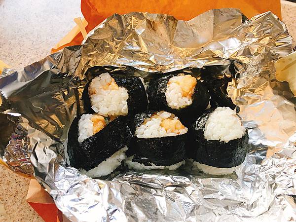 【日本中部北陸與名古屋自由行(上)】7天行程推薦懶人包－絕美童話的白川鄉合掌村,世界有名金澤握壽司,高山市飛驒牛,平湯溫泉,新穗高纜車,日本三大溫泉下呂溫泉,松本城,名古屋名花之里燈海7