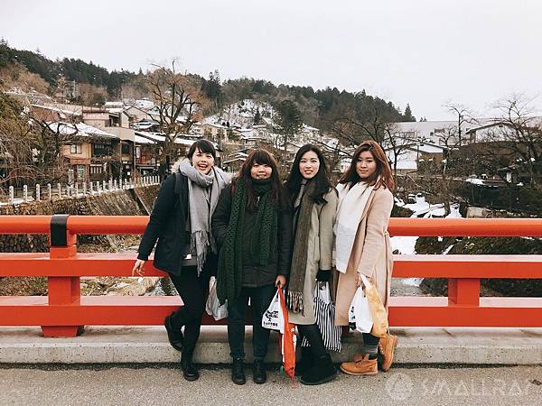 【日本中部北陸與名古屋自由行(上)】7天行程推薦懶人包－絕美童話的白川鄉合掌村,世界有名金澤握壽司,高山市飛驒牛,平湯溫泉,新穗高纜車,日本三大溫泉下呂溫泉,松本城,名古屋名花之里燈海7