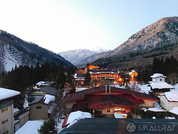 【日本中部北陸與名古屋自由行(下)】7天行程推薦懶人包－名古屋名花之里燈海,平湯溫泉,新穗高纜車,草間彌生故鄉松本市,絕美童話的白川鄉合掌村,世界有名金澤握壽司,高山市飛驒牛,日本三大溫泉下呂溫泉