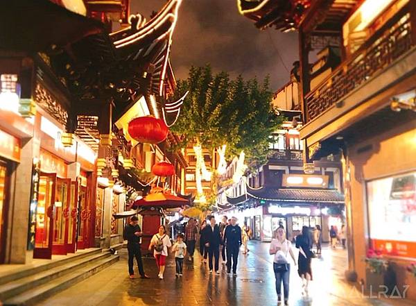 【上海旅遊】中國魔都上海四天三夜超順路旅遊攻略懶人包,所有必去景點規劃大推薦!!!超省錢坐船看外灘夜景,世界第二高上海中心大廈看上海全景,絕美豫園老街,田子坊